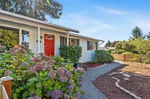 900 116th St SW, Everett, WA 98204 - Photo 2