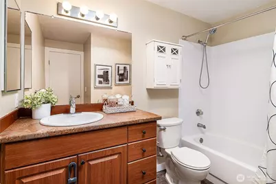 19230 Forest Park Drive NE #J131, Lake Forest Park, WA 98155 - Photo 16