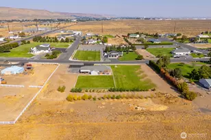 2923 Road 12 8 NW, Ephrata, WA 98823 - Photo 2