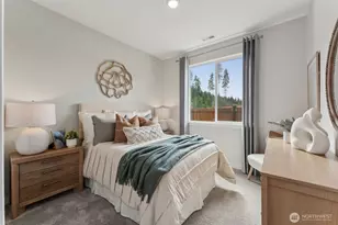 3951 McCormick Vlg Dr, Bremerton, WA 98312 - Photo 16