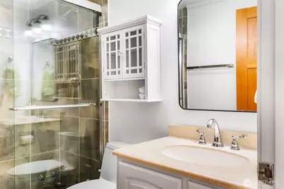 2400 E Howell Street #G, Seattle, WA 98122 - Photo 12