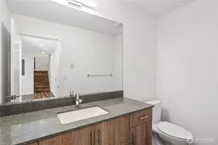 6325 34th Ave SW, Seattle, WA 98126 - Photo 4