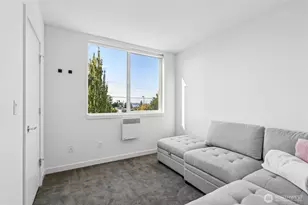 6325 34th Ave SW, Seattle, WA 98126 - Photo 16