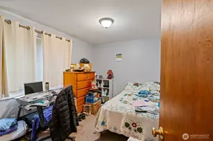 18328 Ashworth Ave N, Shoreline, WA 98133 - Photo 26