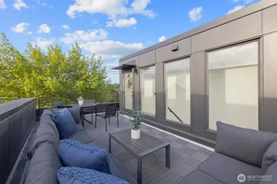 6604 Carleton Avenue S #B, Seattle, WA 98108 - Photo 2