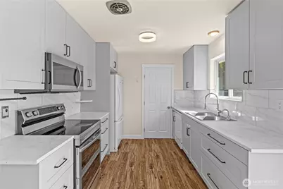 1104 12th Street NE, Auburn, WA 98002 - Photo 14