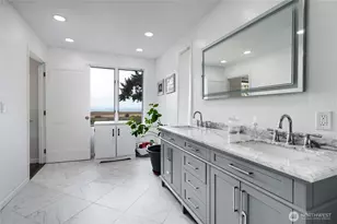 4251 Hollydale Ln, Oak Harbor, WA 98277 - Photo 20