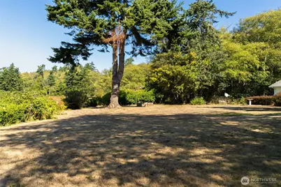 4251 Hollydale Lane, Oak Harbor, WA 98277 - Photo 32