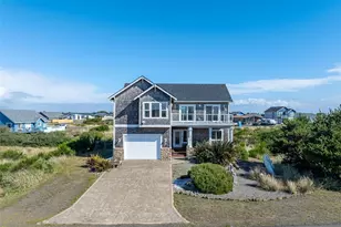 470 W Wind St, Ocean Shores, WA 98569 - Photo 1