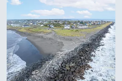 470 W Wind Street, Ocean Shores, WA 98569 - Photo 4