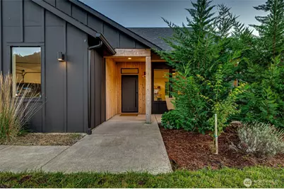 192 Stuart Field Lane, Ariel, WA 98603 - Photo 2