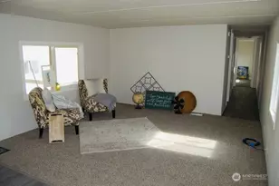 1320 N Oak Harbor St, Oak Harbor, WA 98277 - Photo 4