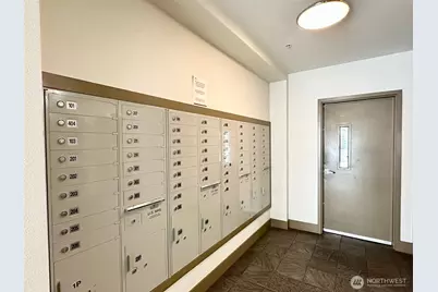 4547 8th Ave NE #306, Seattle, WA 98105 - Photo 24