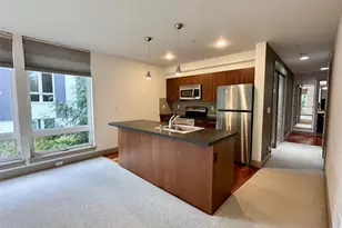 4547 8th Ave NE, Seattle, WA 98105 - Photo 4