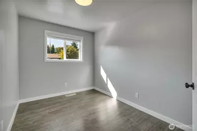 3501 S Webster St, Seattle, WA 98118 - Photo 14