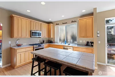 2256 SE Bandera Court, Port Orchard, WA 98367 - Photo 8