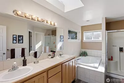 2256 SE Bandera Court, Port Orchard, WA 98367 - Photo 18