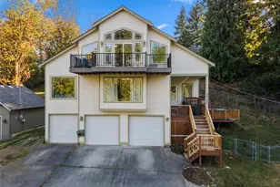 20310 Larita Dr E, Bonney Lake, WA 98391 - Photo 2