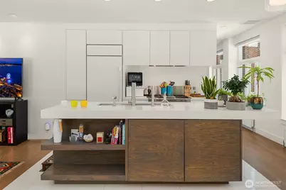 2809 1/2 S Mount Rainier Drive #1, Seattle, WA 98144 - Photo 8