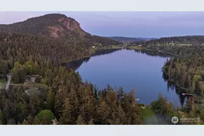 4385 Wildwood Lane, Anacortes, WA 98221 - Photo 32