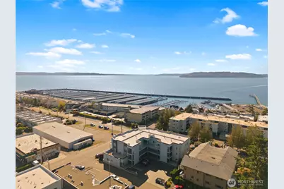 22226 6th Avenue S #201, Des Moines, WA 98198 - Photo 1