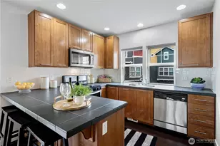 3241 SW Raymond St, Seattle, WA 98126 - Photo 8