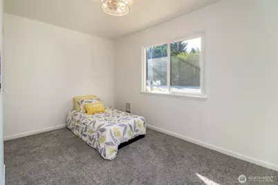 6505 Stewart Avenue E, Puyallup, WA 98371 - Photo 16
