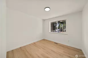 14821 110th Ave E, Puyallup, WA 98374 - Photo 18