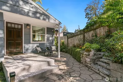 846 S Trenton Street, Seattle, WA 98108 - Photo 2