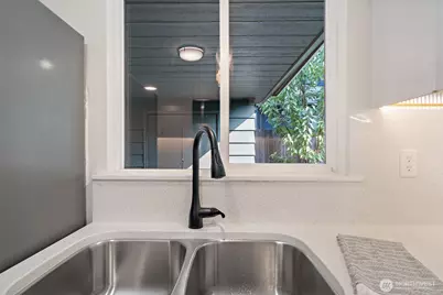 127 W Alder Street, Shelton, WA 98584 - Photo 8