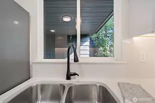 127 W Alder St, Shelton, WA 98584 - Photo 8