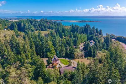 24 Broadway Hill Road, Hoquiam, WA 98550 - Photo 2