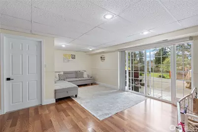 15703 SE 6th Street, Bellevue, WA 98008 - Photo 10