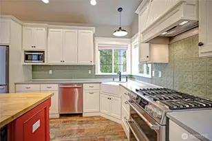 870 Cedar Ln, Camano Island, WA 98282 - Photo 6