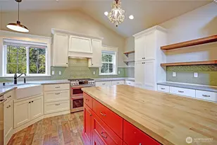 870 Cedar Ln, Camano Island, WA 98282 - Photo 8