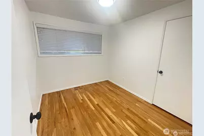 547 157th Avenue SE, Bellevue, WA 98008 - Photo 8