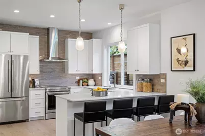 8007 25th Avenue NW, Seattle, WA 98117 - Photo 14