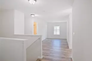 12437 SE 297th Pl, Auburn, WA 98092 - Photo 10