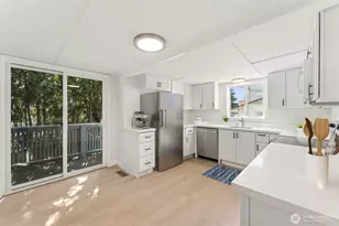 1616 11th St, Bremerton, WA 98337 - Photo 14