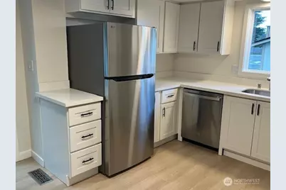 1616 11th Street, Bremerton, WA 98337 - Photo 8