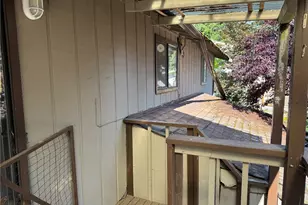 121 E Rhododendron Ln, Union, WA 98592 - Photo 10