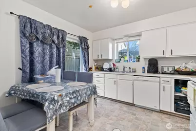 19821 Whitman Place N, Shoreline, WA 98133 - Photo 14