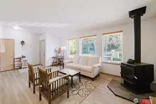 231 E Deer Creek Rd, Shelton, WA 98584 - Photo 4