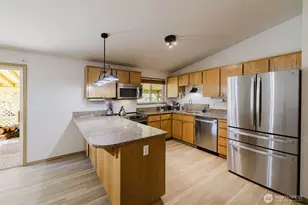 231 E Deer Creek Rd, Shelton, WA 98584 - Photo 14