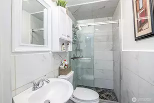 908 9th St NE, Auburn, WA 98002 - Photo 18