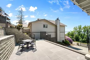 201 S State St, Bellingham, WA 98225 - Photo 20