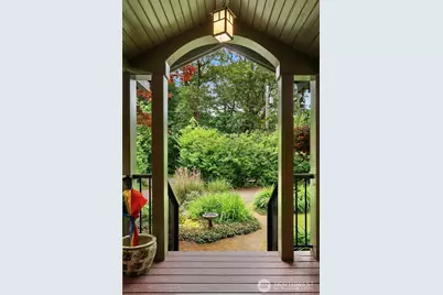 18115 Beall Road SW, Vashon, WA 98070 - Photo 4