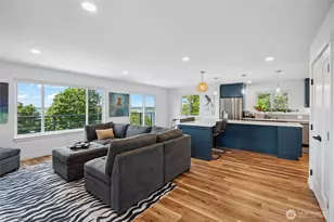 201 S State St, Bellingham, WA 98225 - Photo 8