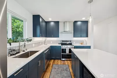 201 S State Street #B, Bellingham, WA 98225 - Photo 14