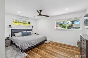 201 S State St, Bellingham, WA 98225 - Photo 18